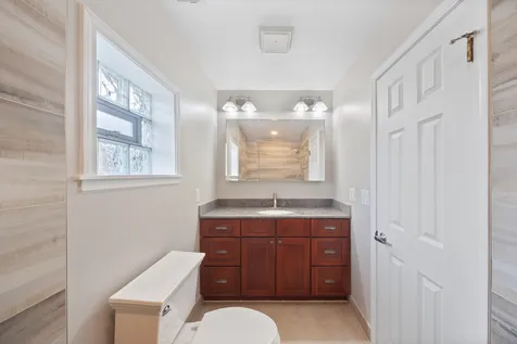 6711 North Monticello Avenue Lincolnwood IL 60712
