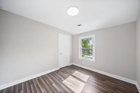 6711 North Monticello Avenue Lincolnwood IL 60712