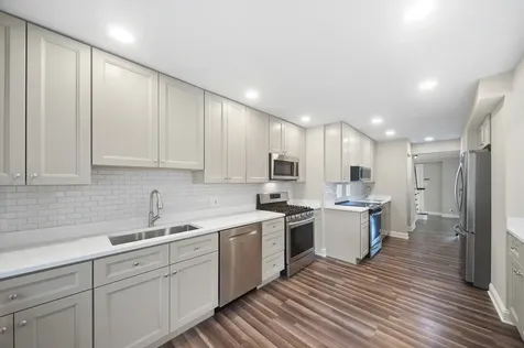 6711 North Monticello Avenue Lincolnwood IL 60712