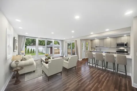 6711 North Monticello Avenue Lincolnwood IL 60712