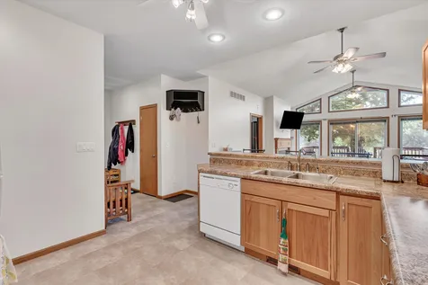4629 34TH Street Rock Island IL 61201