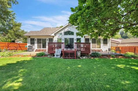 4629 34TH Street Rock Island IL 61201