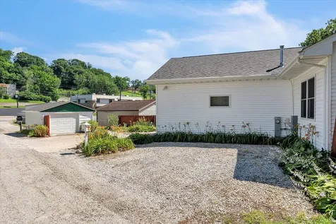4629 34TH Street Rock Island IL 61201