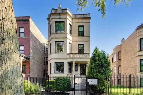 3261 West Palmer Street Chicago IL 60647