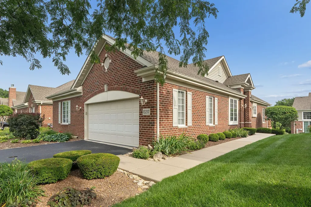 13217 Greenleaf Trail Palos Heights IL 60463