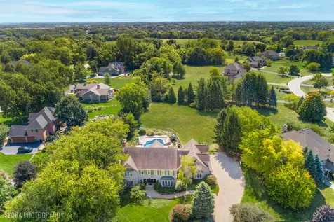 15 Mulberry Drive Hawthorn Woods IL 60047
