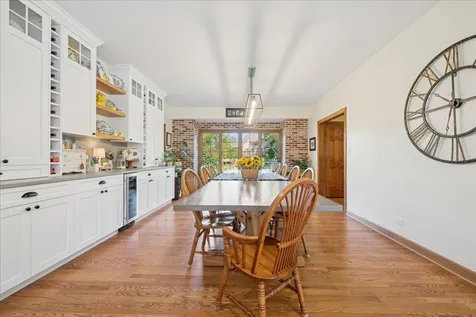 15 Mulberry Drive Hawthorn Woods IL 60047