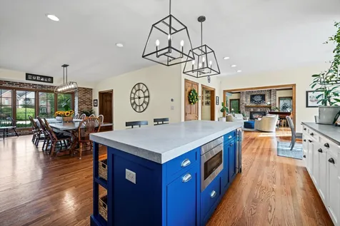 15 Mulberry Drive Hawthorn Woods IL 60047