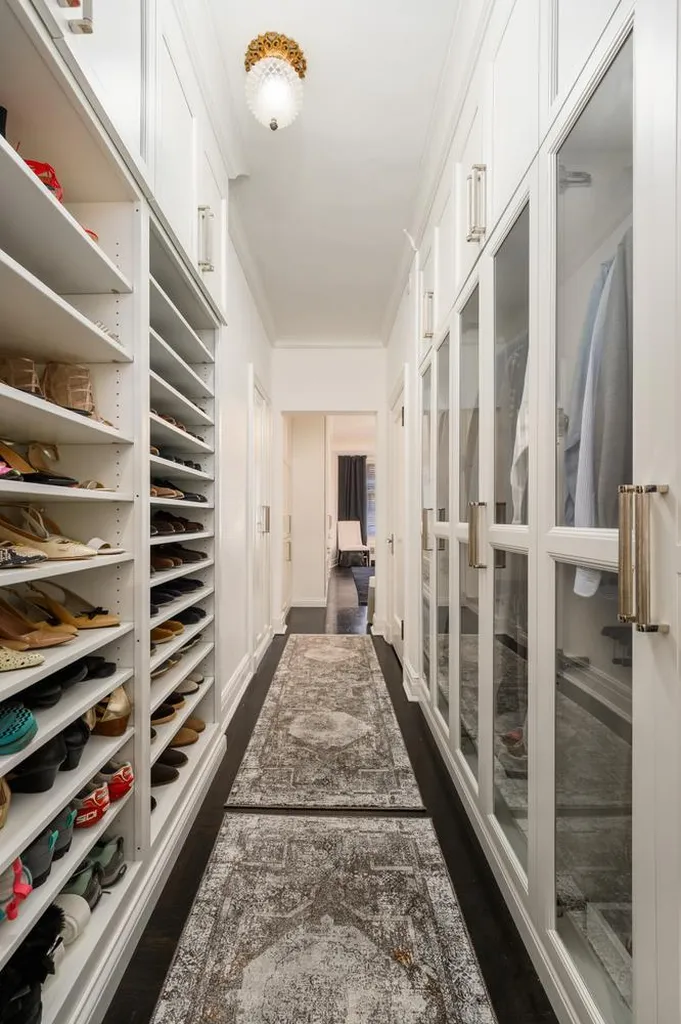 222 East Chestnut Street Chicago IL 60611