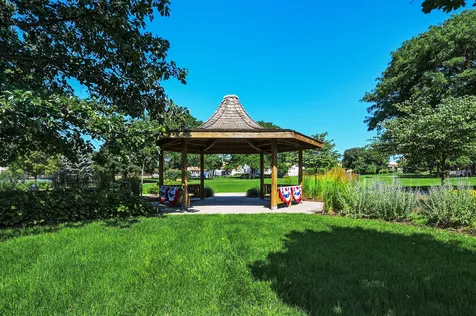 177 Cascade Drive Indian Head Park IL 60525