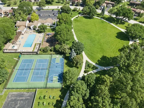177 Cascade Drive Indian Head Park IL 60525