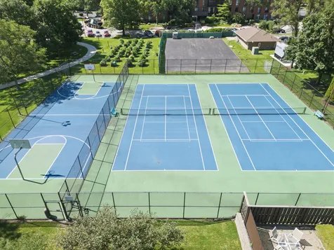 177 Cascade Drive Indian Head Park IL 60525