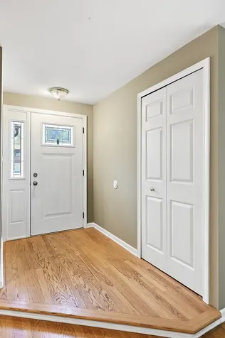 177 Cascade Drive Indian Head Park IL 60525