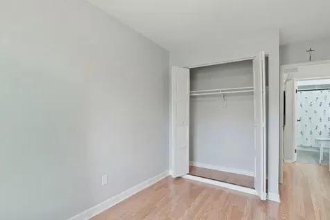 9331 Landings Lane Des Plaines IL 60016