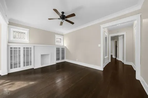 4500 North Whipple Street Chicago IL 60625