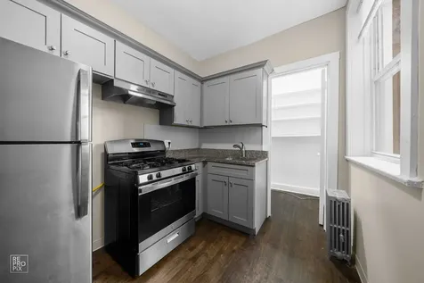 4500 North Whipple Street Chicago IL 60625