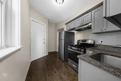 4500 North Whipple Street Chicago IL 60625