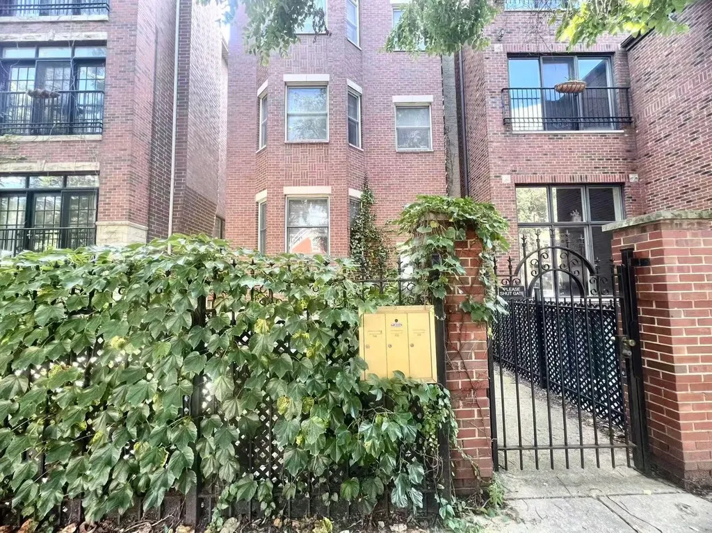 1522 North Bosworth Avenue Chicago IL 60642