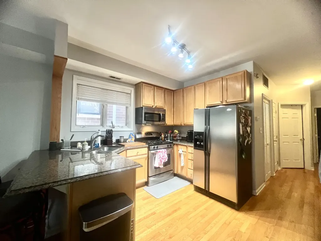 1522 North Bosworth Avenue Chicago IL 60642