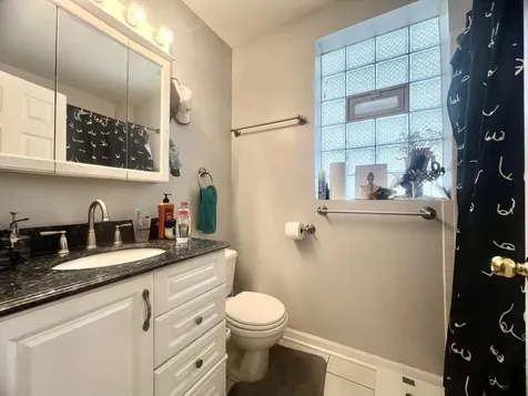 1522 North Bosworth Avenue Chicago IL 60642