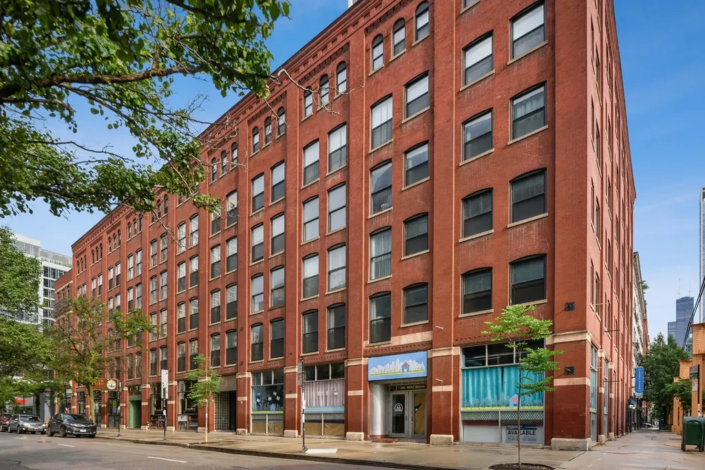 225 West Huron Street Chicago IL 60654