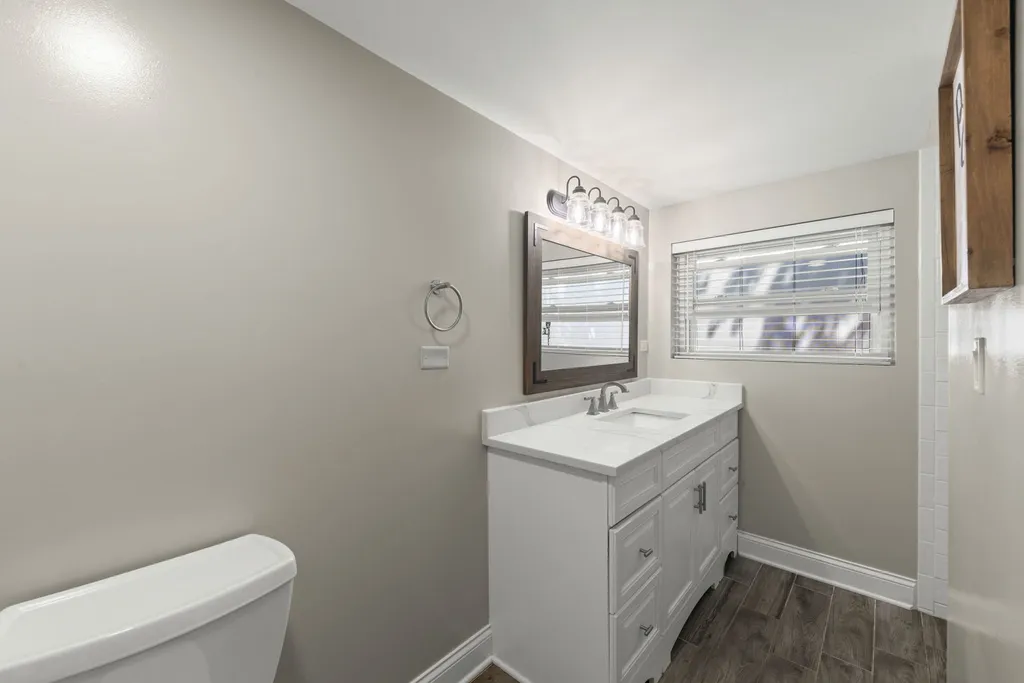 15W621 Diversey Avenue Elmhurst IL 60126