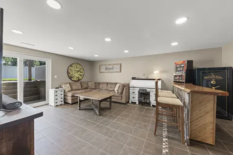 15W621 Diversey Avenue Elmhurst IL 60126