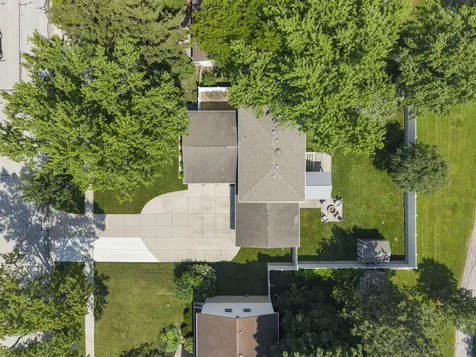 15W621 Diversey Avenue Elmhurst IL 60126