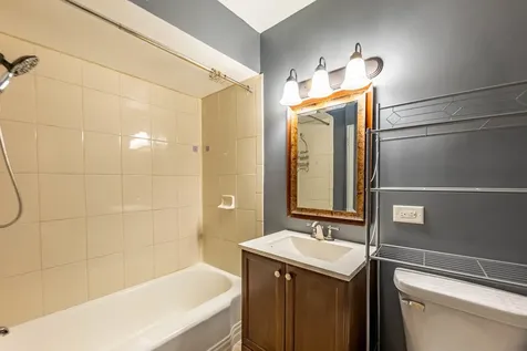 1008 Washington Boulevard Oak Park IL 60302