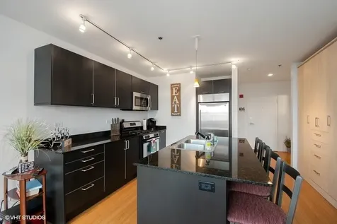 653 North Kingsbury Street Chicago IL 60654