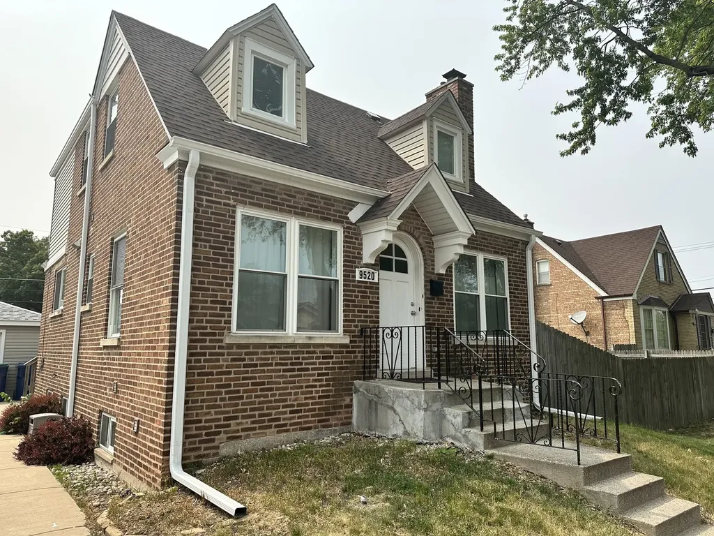 9520 South Ridgeway Avenue Evergreen Park IL 60805
