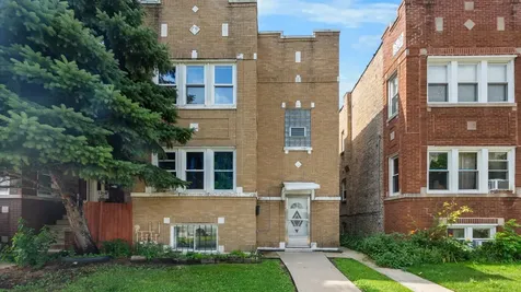 5311 West Henderson Street Chicago IL 60641