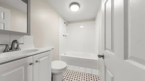 5311 West Henderson Street Chicago IL 60641