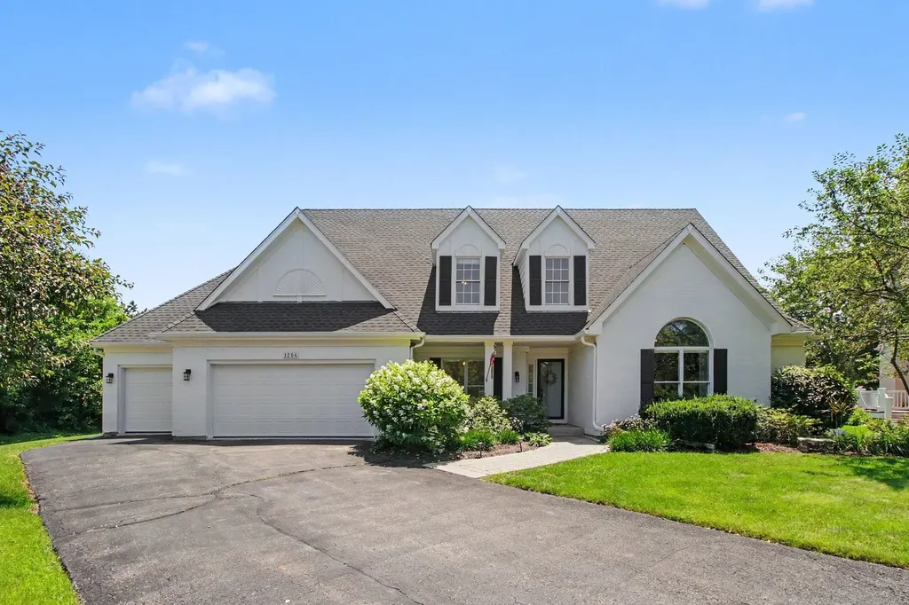 1204 North Oakridge Court Palatine IL 60067