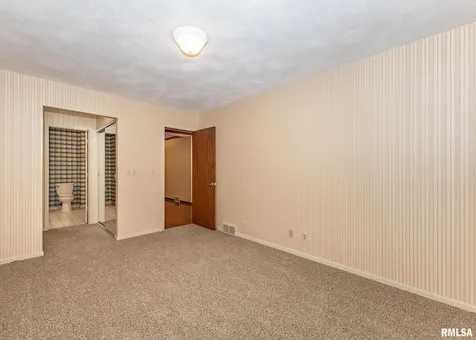 3407 41ST Street Moline IL 61256