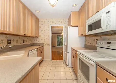 3407 41ST Street Moline IL 61256