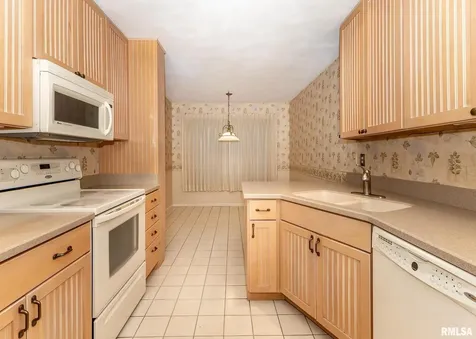 3407 41ST Street Moline IL 61256