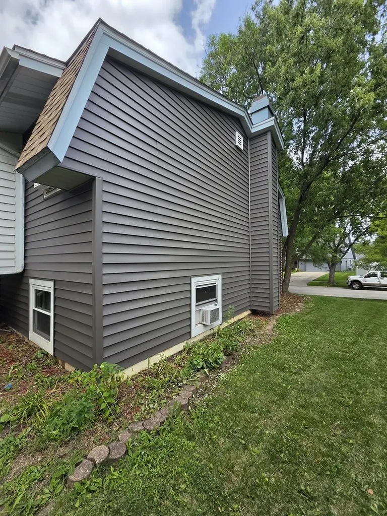 427 Devon Lane Bolingbrook IL 60440