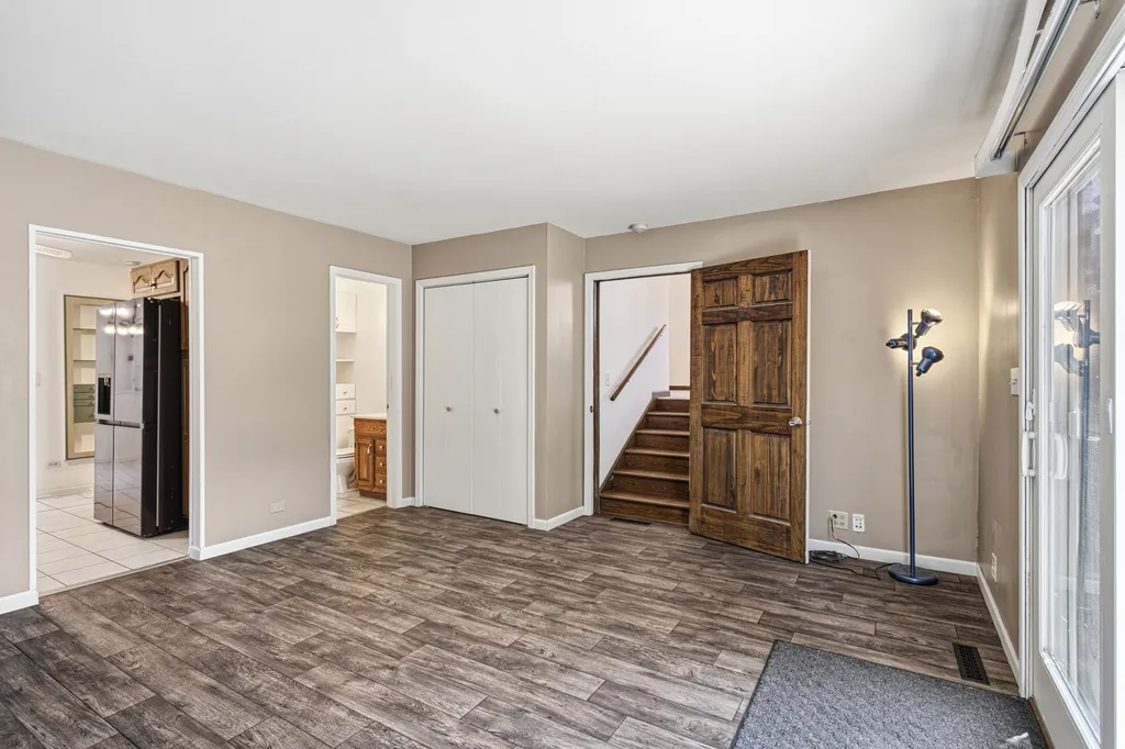 126 South Lodge Lane Lombard IL 60148