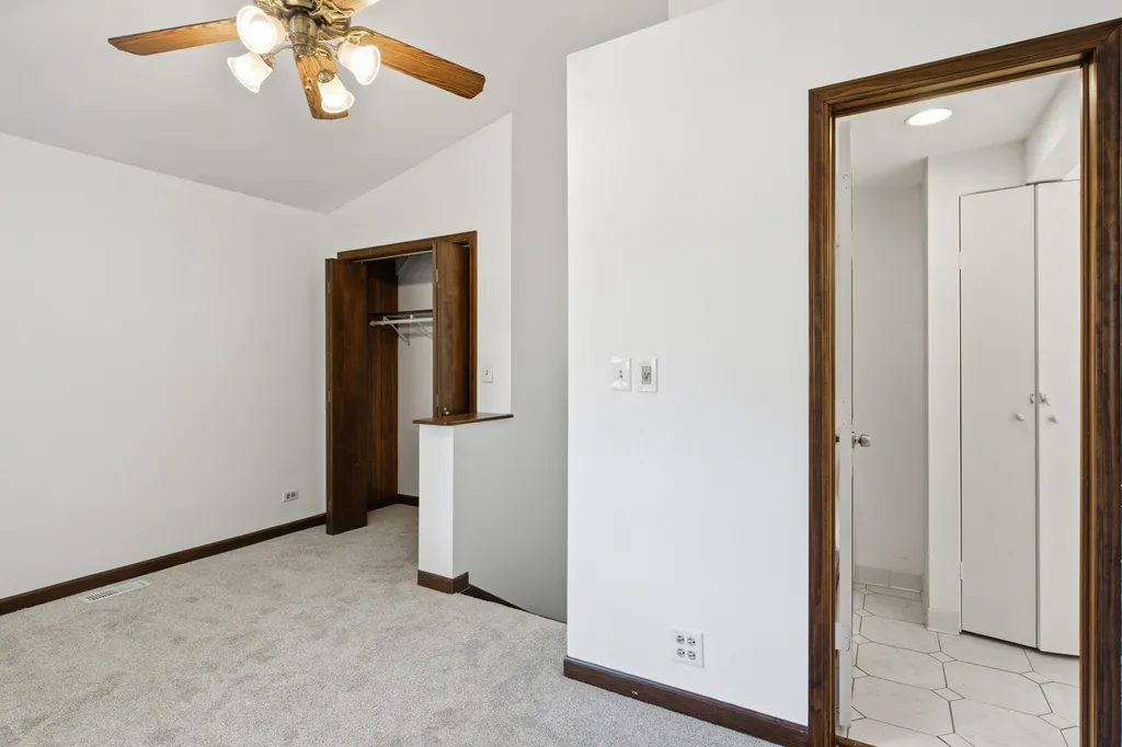 126 South Lodge Lane Lombard IL 60148