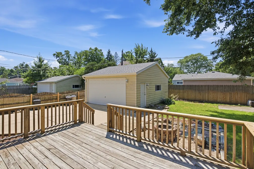 126 South Lodge Lane Lombard IL 60148