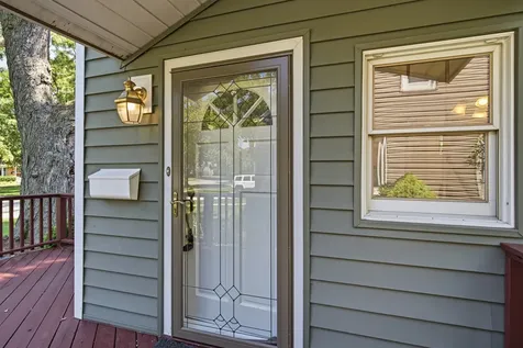 126 South Lodge Lane Lombard IL 60148