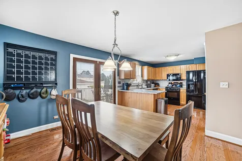6216 West 60th Street Chicago IL 60638