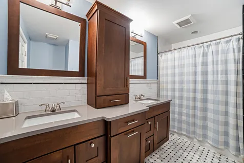 6216 West 60th Street Chicago IL 60638