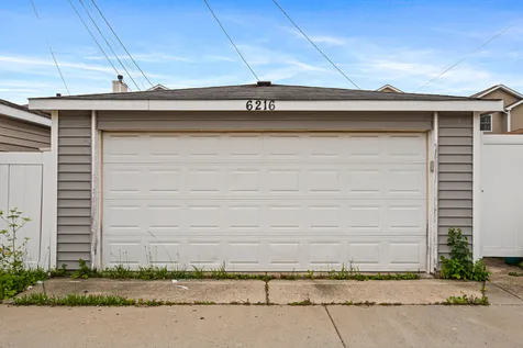 6216 West 60th Street Chicago IL 60638