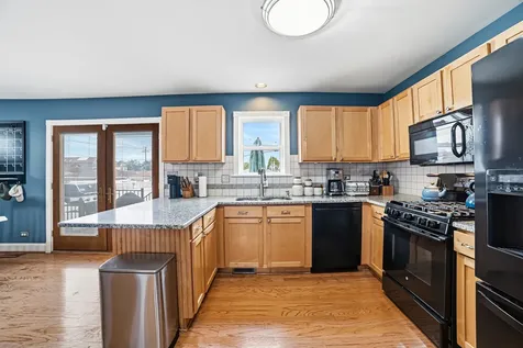 6216 West 60th Street Chicago IL 60638