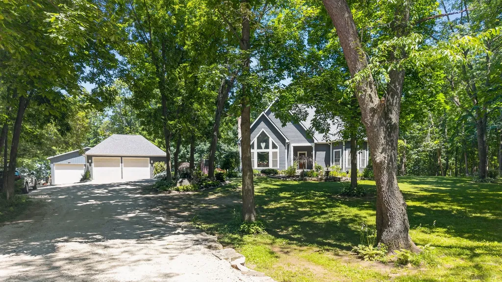 3410 Overlook Drive Richmond IL 60071