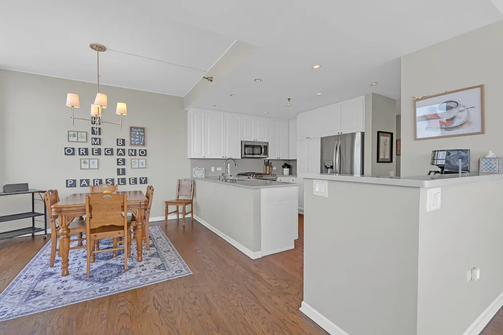 1515 South Prairie Avenue Chicago IL 60605