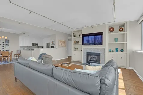1515 South Prairie Avenue Chicago IL 60605
