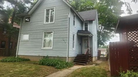1518 9TH Avenue Rockford IL 61104